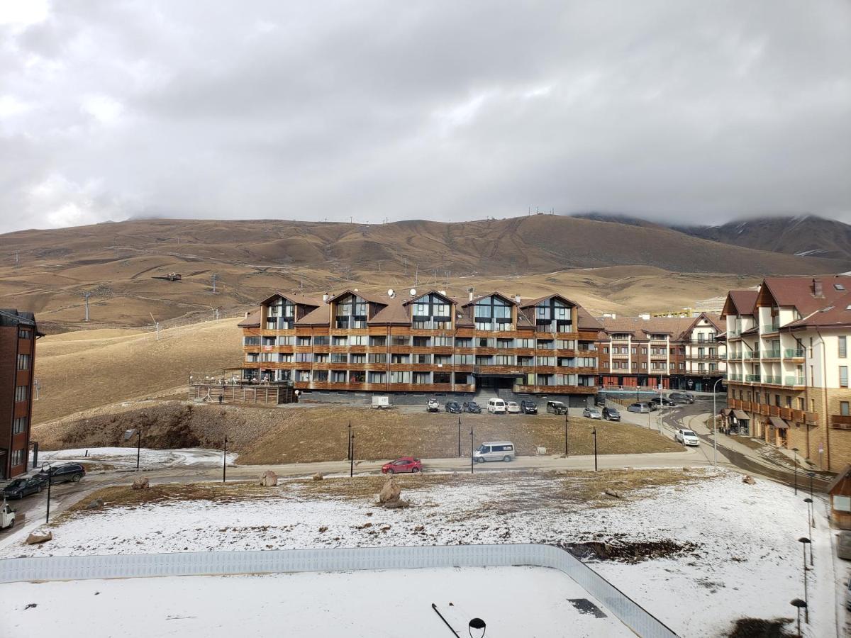 Ferienwohnung Redco Four Seasons In New Gudauri 302 Exterior foto